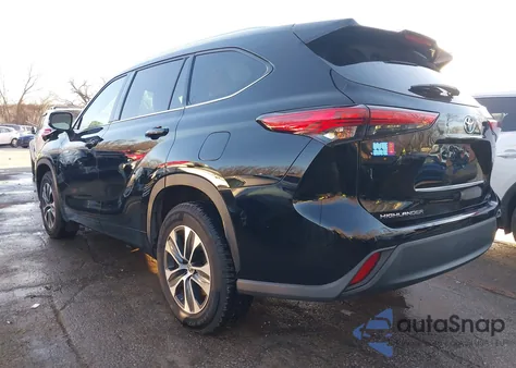 2021 Toyota Highlander Hybrid Xle из США, поврежденный, VIN 5TDHARAHXMS012006